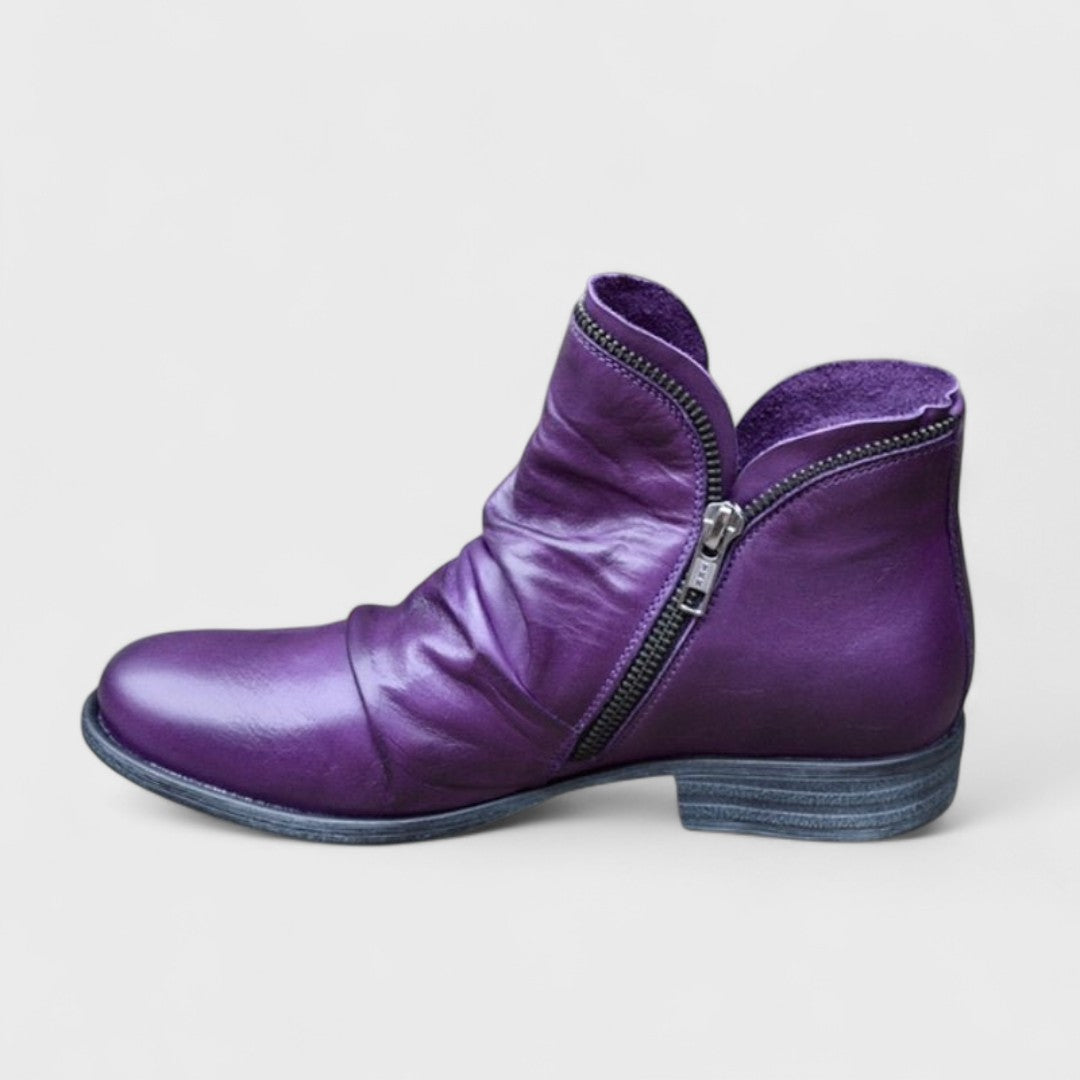 Violet / 43