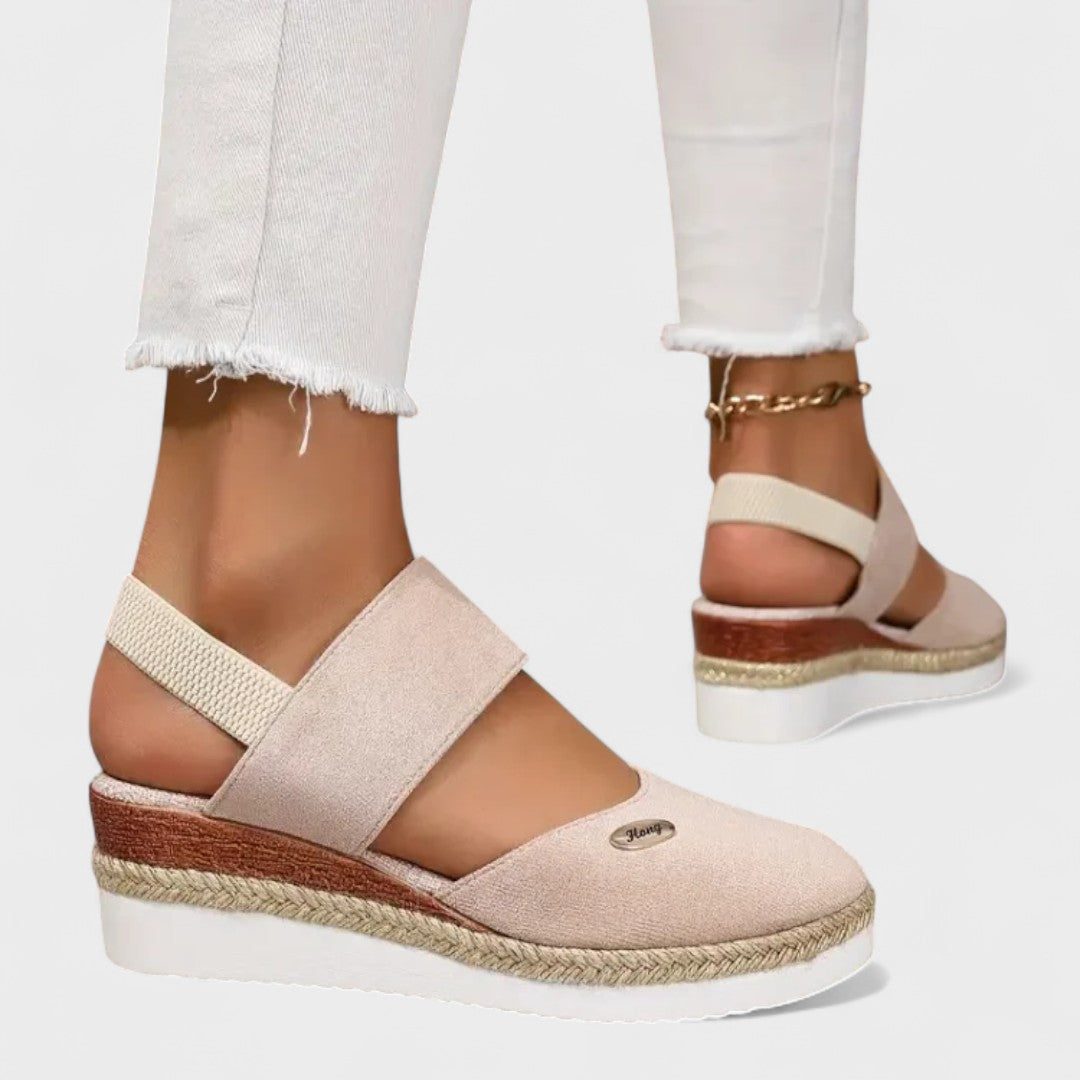 Beige / 44