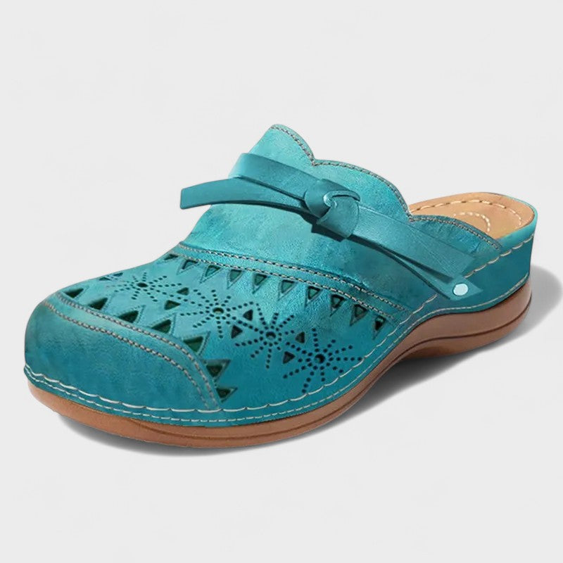 Turquoise / 43
